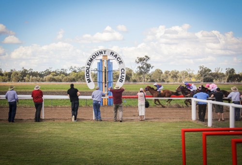 Middlemount-Race-Club-07-facebook.jpg
