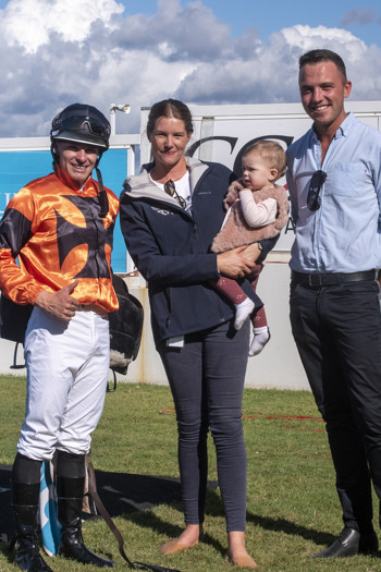 R5-Larne-Court-Kacy-Fogden-Travis-Wolfgram-10.jpg